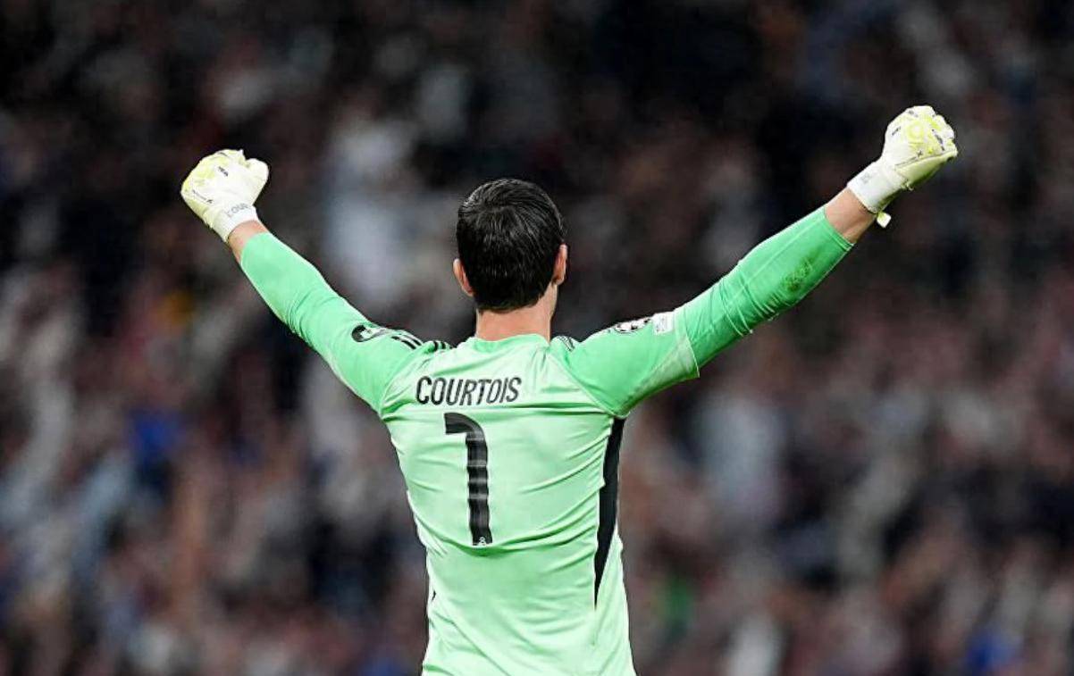 穆里尼奥看台干着急！皇马残阵2-1双杀本菲卡，欧冠15冠王的底气太狠了